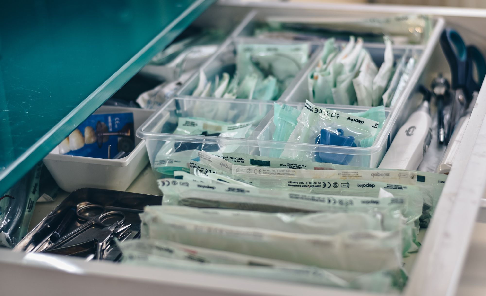 U.S. Purchases 100 Million More Doses from Pfizer