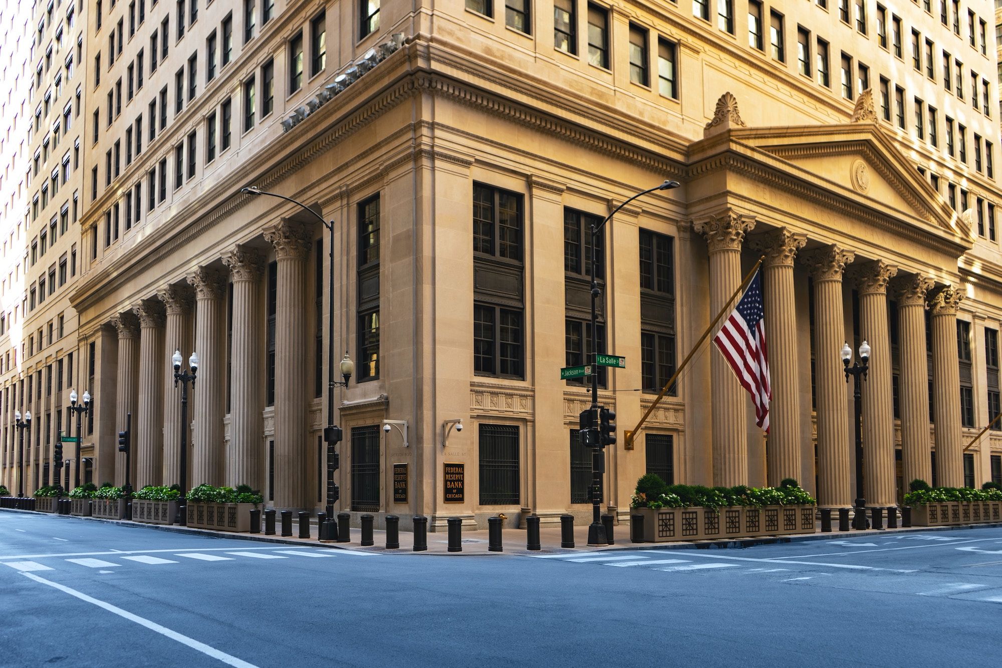 What The Silicon Valley Bank Collapse Means For US Small Businesses